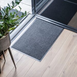 entree met droogloopmat voor binnen